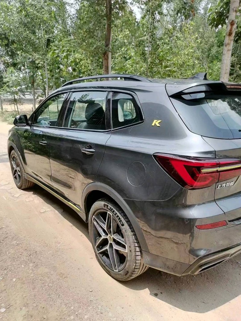 邯郸23年荣威RX57