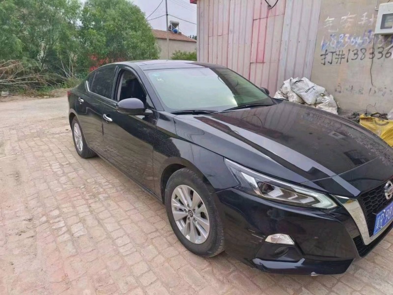 邯郸19年日产天籁2