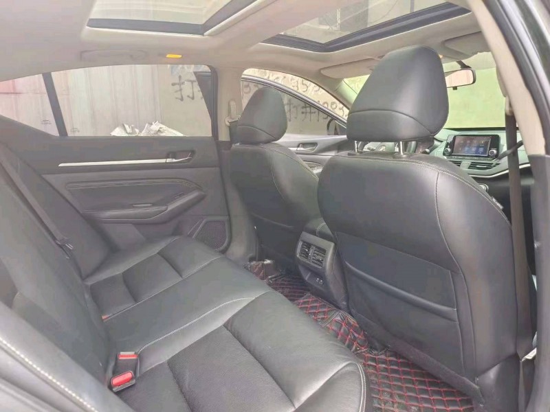 邯郸19年日产天籁4