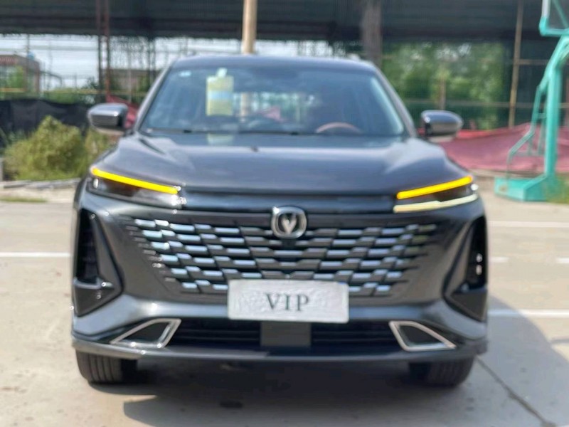 石家庄23年长安汽车CS751