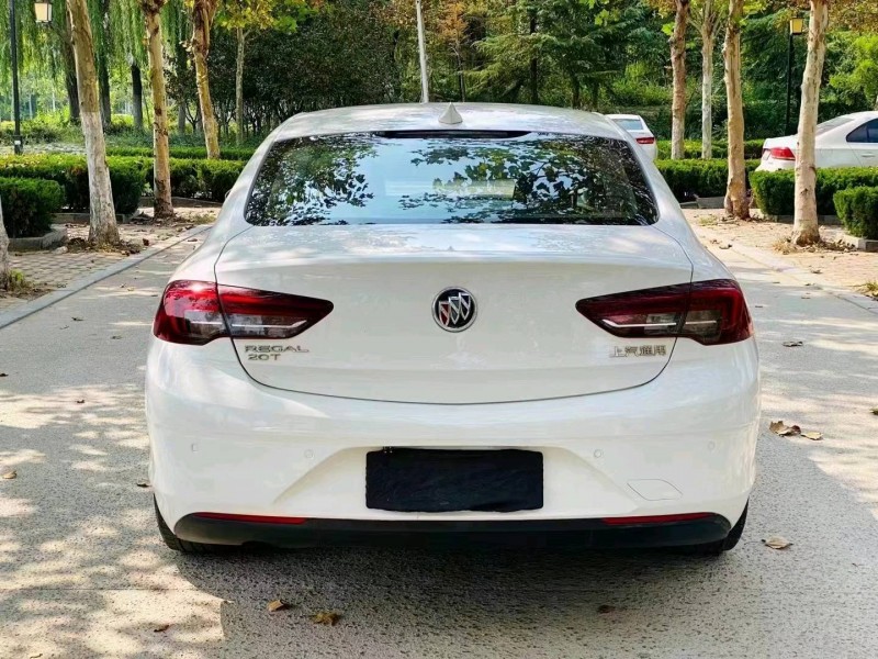 枣庄18年别克君威2