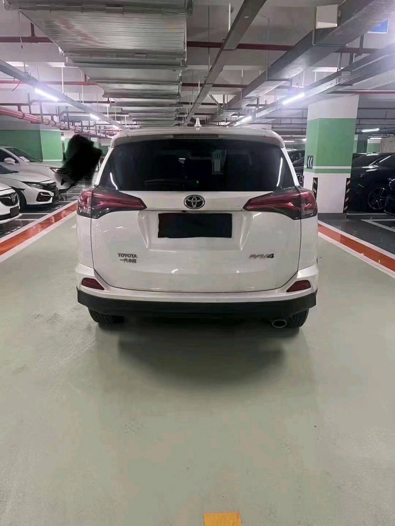 湖州19年丰田RAV4荣放9