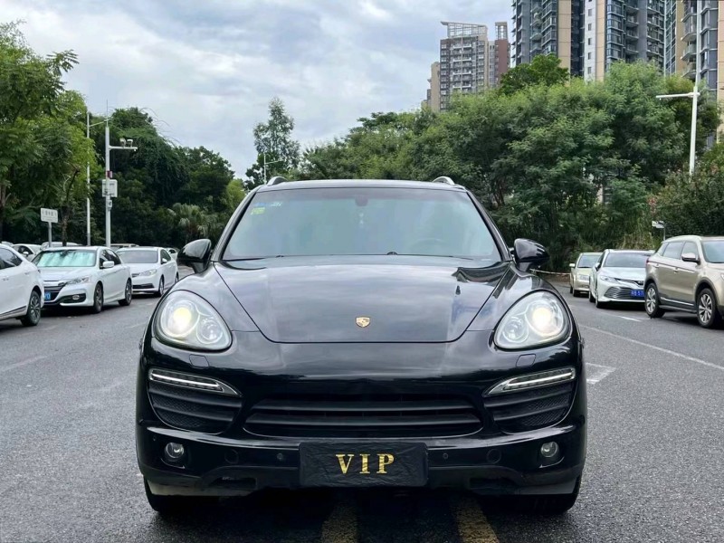 深圳14年保时捷卡宴1