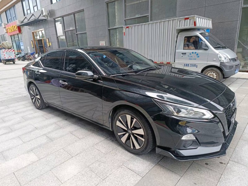 广州22年日产天籁2