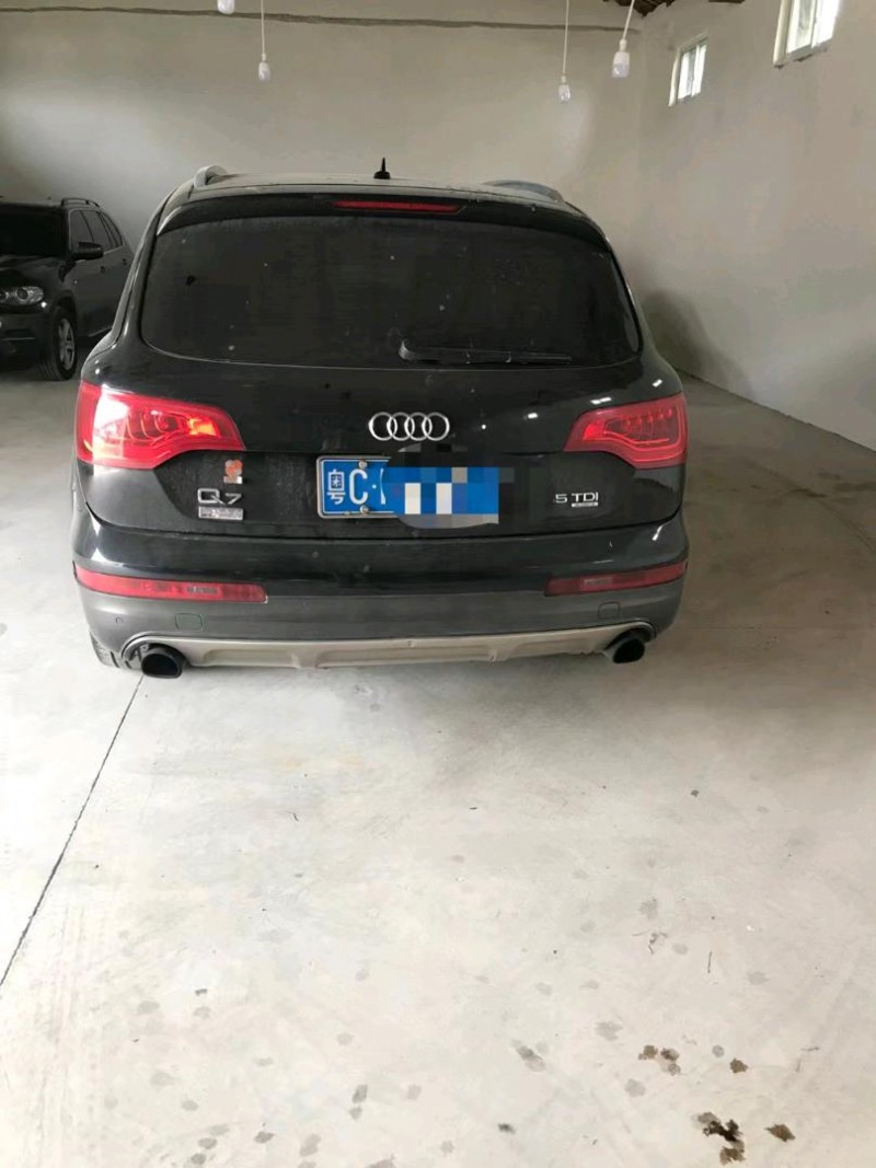 广州14年奥迪Q79