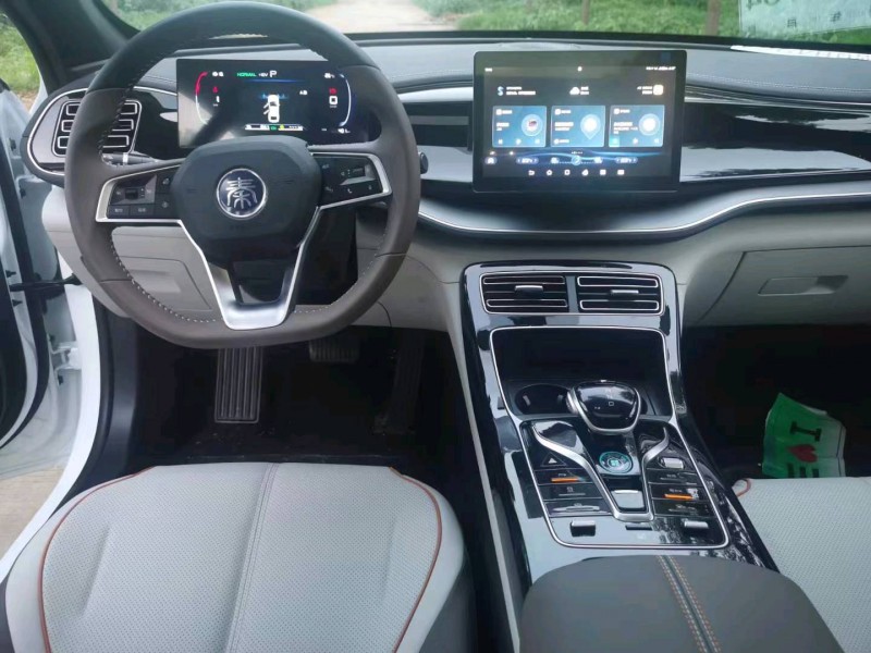 东营23年比亚迪秦5