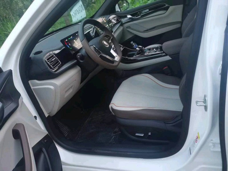 东营23年比亚迪秦7