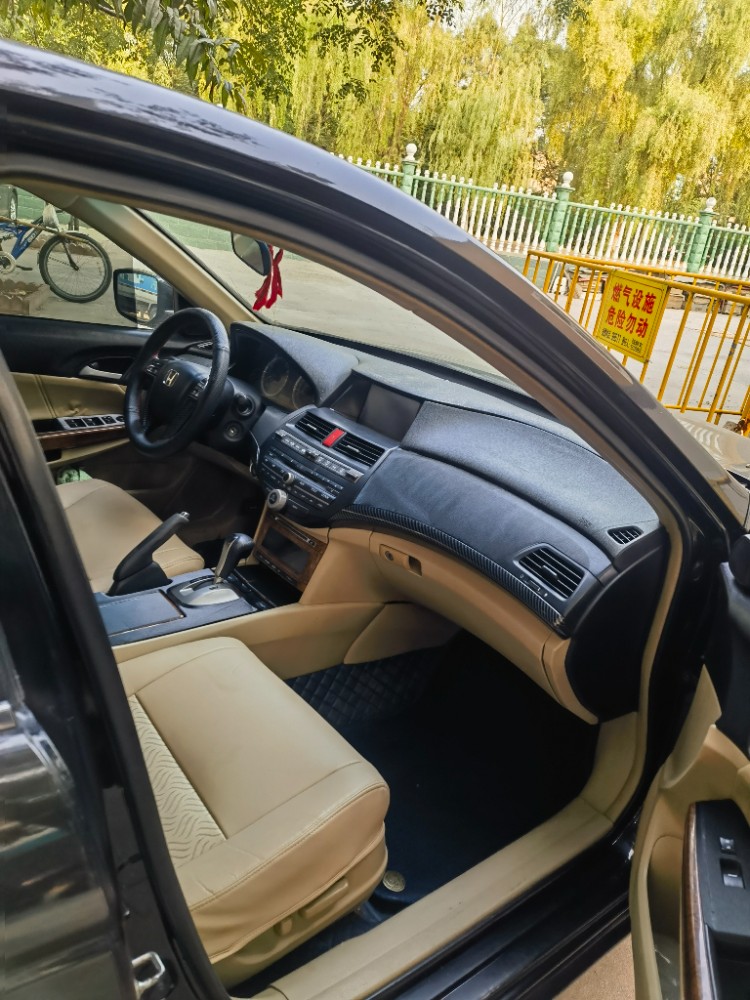 廊坊12年本田雅阁5