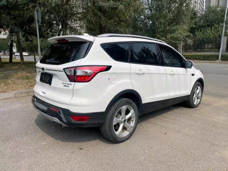 沈阳17年福特翼虎7