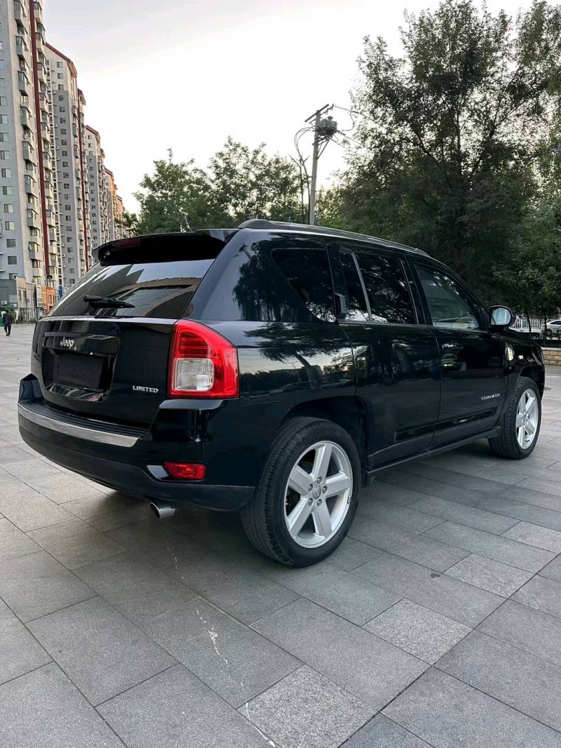 沈阳12年Jeep指南者7