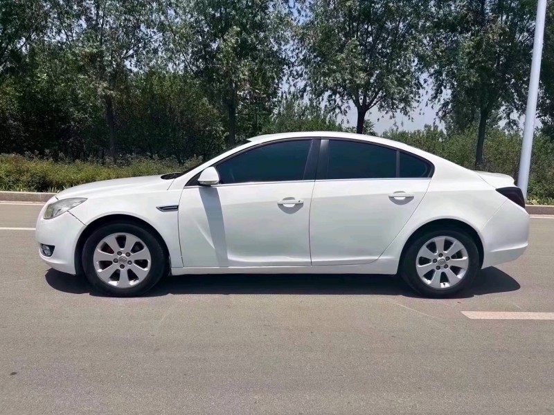 枣庄13年别克君威7