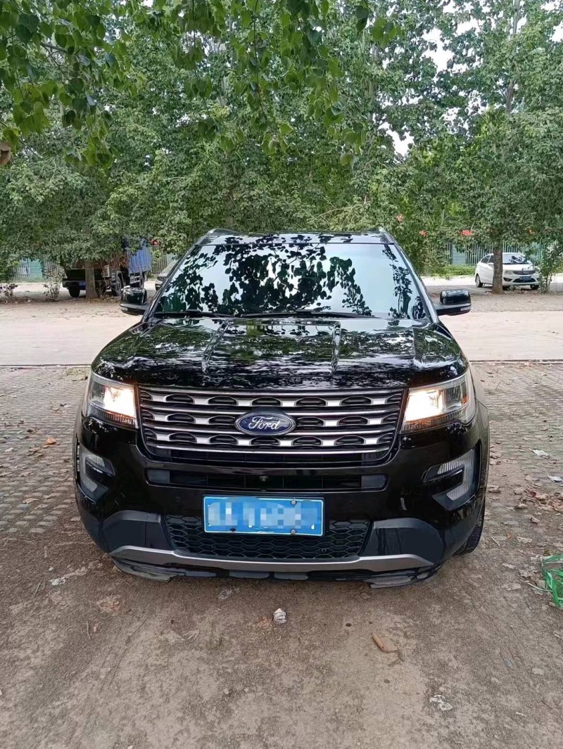 邢台16年福特探险者1