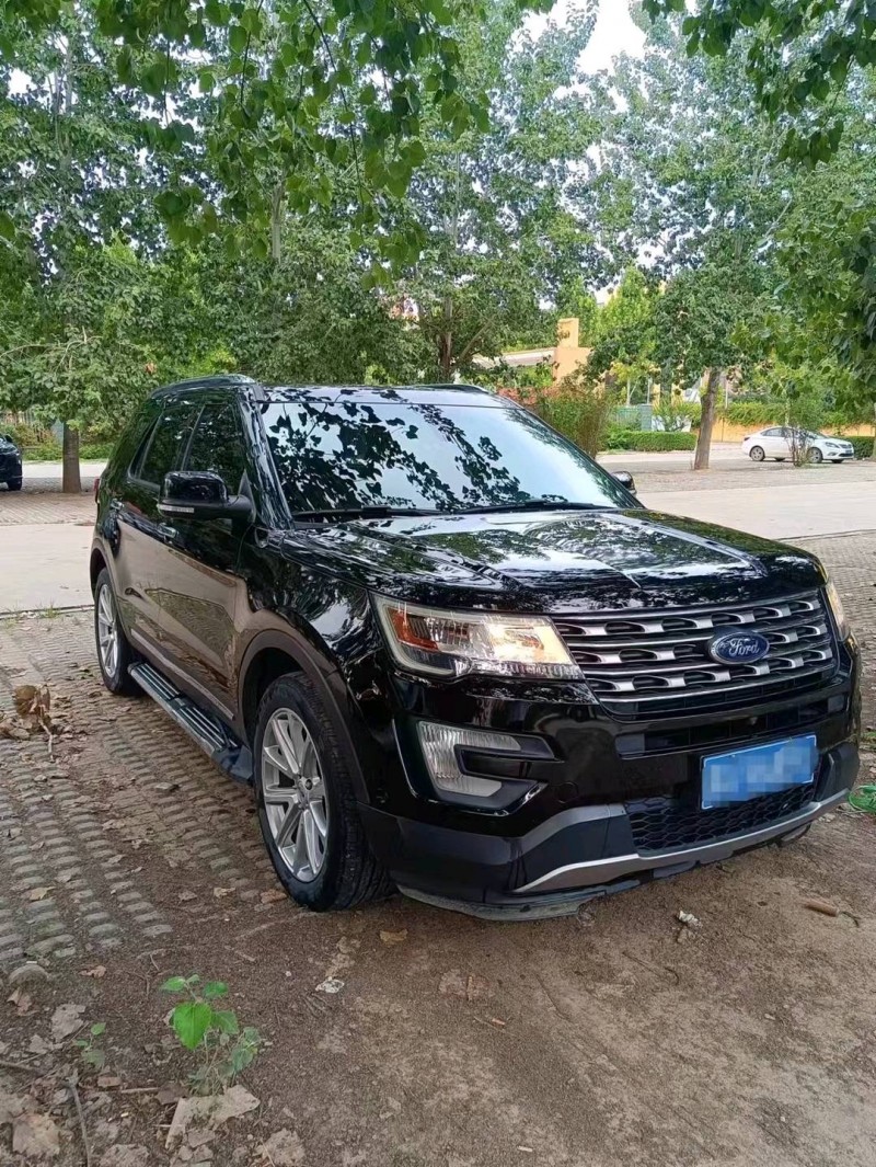 邢台16年福特探险者3