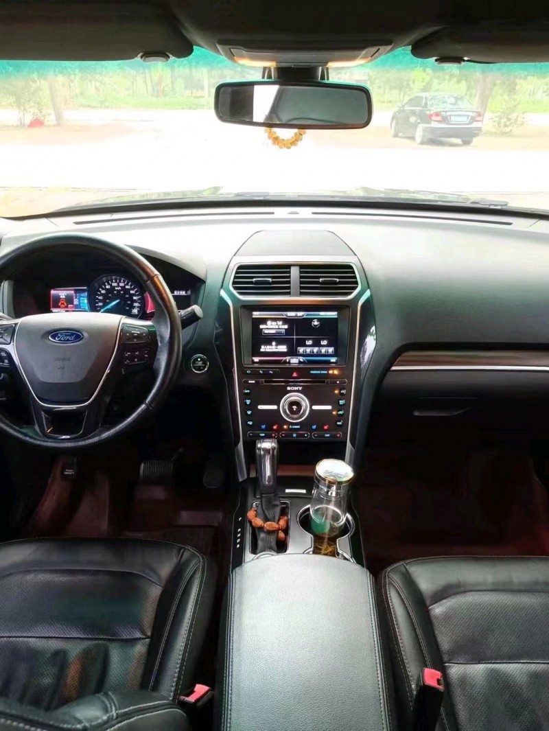 邢台16年福特探险者4