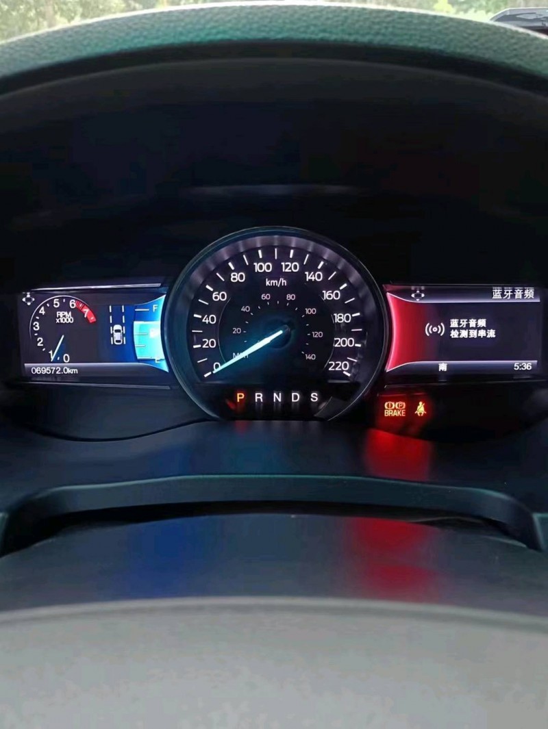 邢台16年福特探险者5