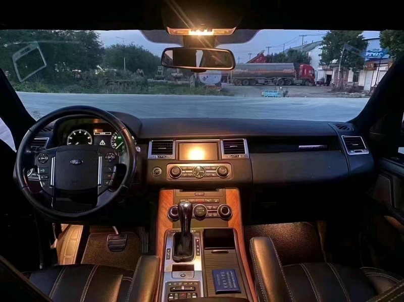 枣庄13年路虎揽胜运动7