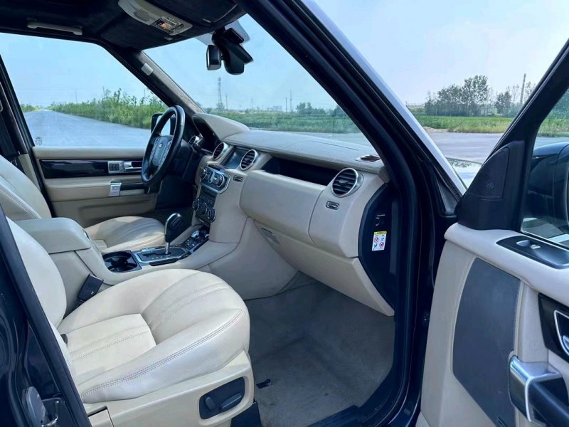 盐城11年路虎发现5