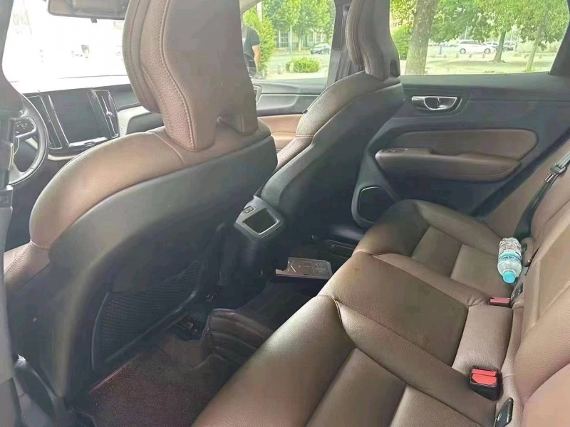 枣庄19年沃尔沃XC605