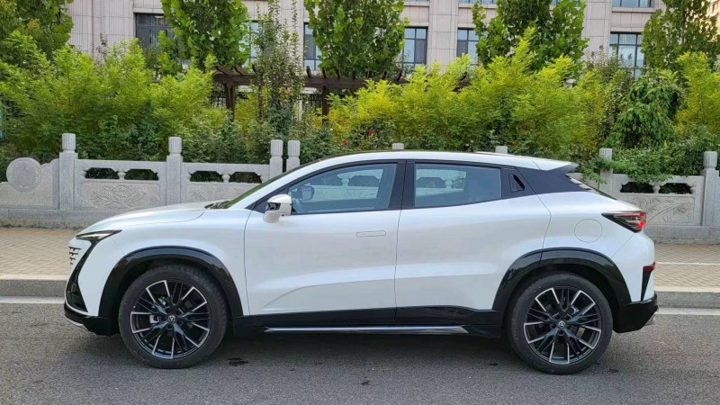 邯郸23年长安汽车UNI-T9