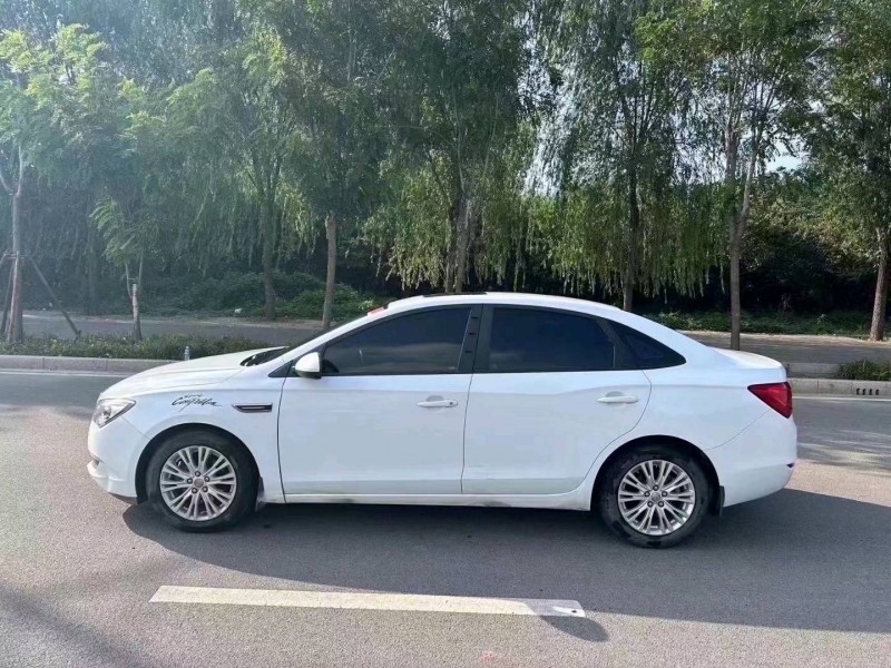 枣庄15年别克英朗7