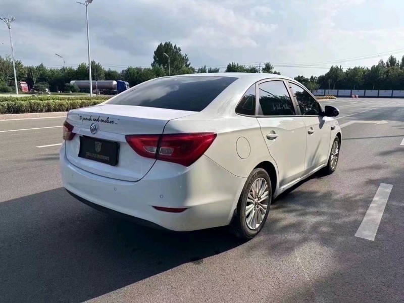 枣庄15年别克英朗8