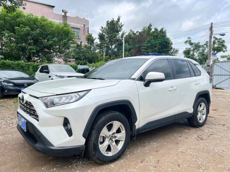 广州20年丰田RAV4荣放2