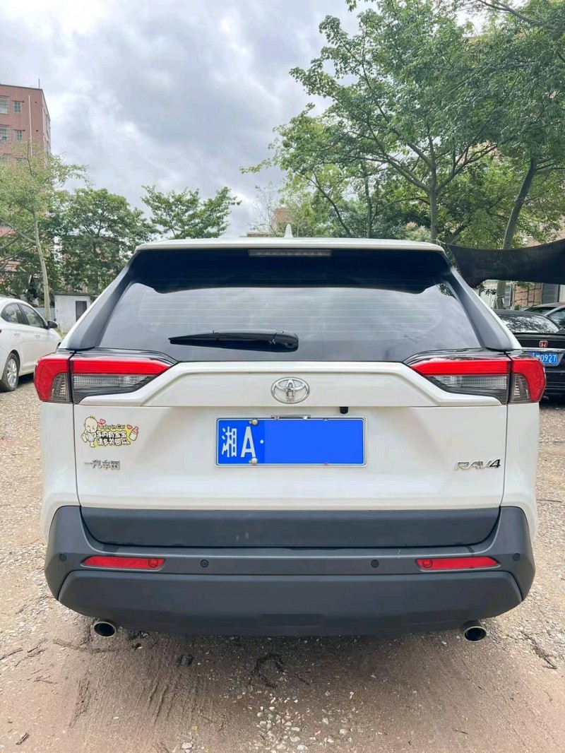 广州20年丰田RAV4荣放9