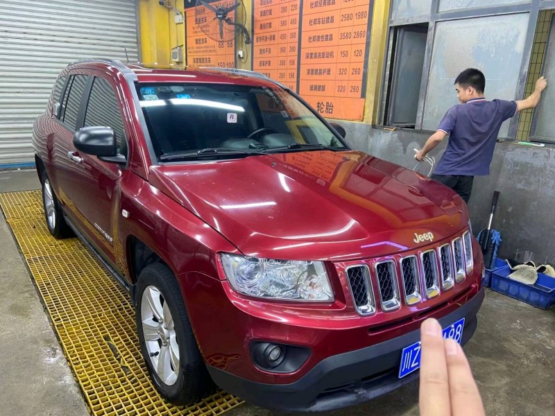 广州12年Jeep指南者1