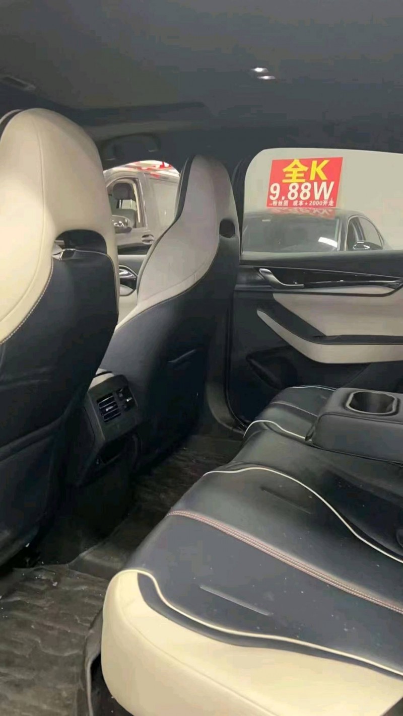 重庆21年比亚迪秦5