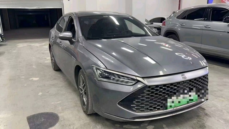 重庆21年比亚迪秦6