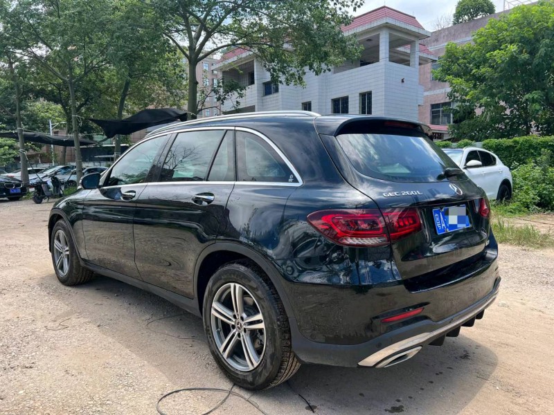 广州19年奔驰GLC7