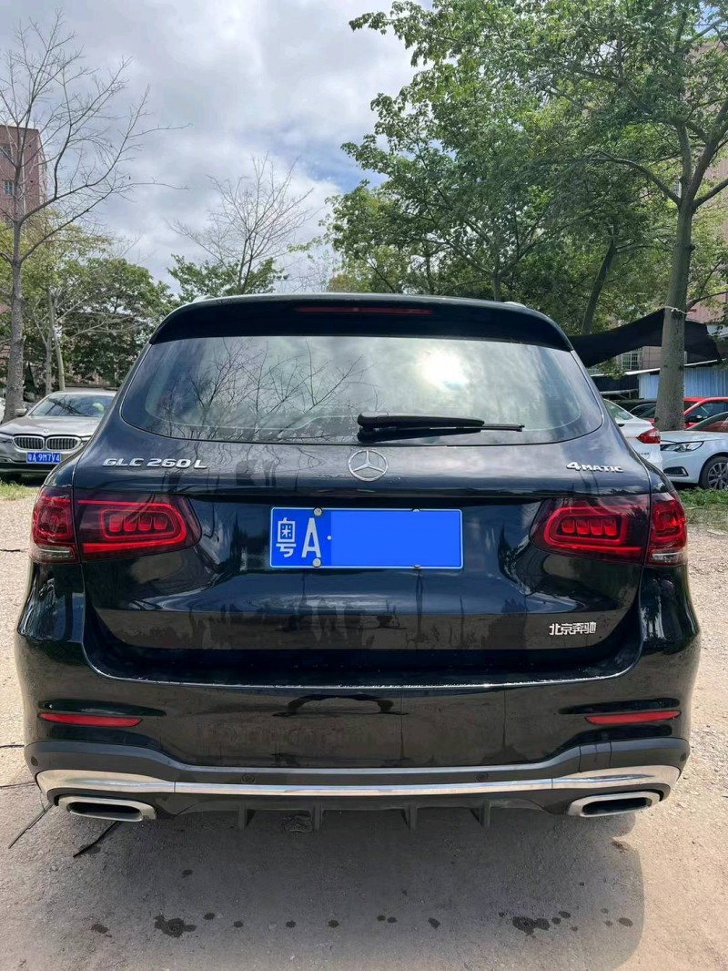 广州19年奔驰GLC9