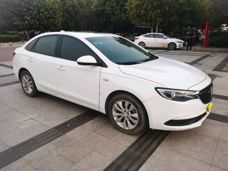 聊城18年别克英朗3