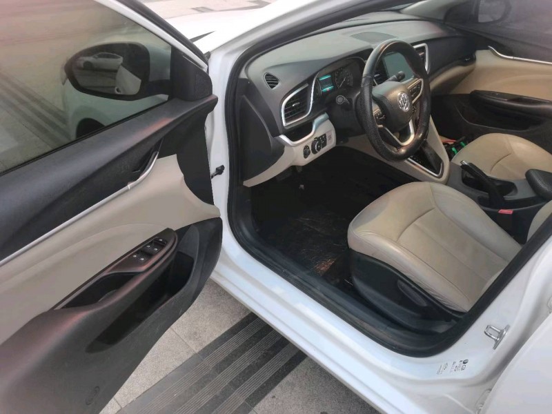 聊城18年别克英朗5