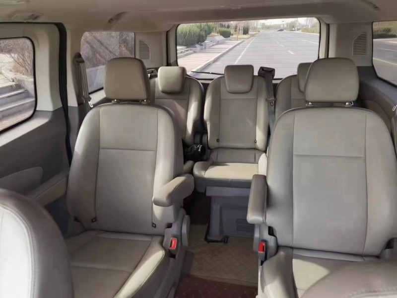 济宁17年福特途睿欧7