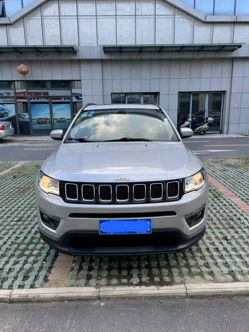 蚌埠17年Jeep指南者1