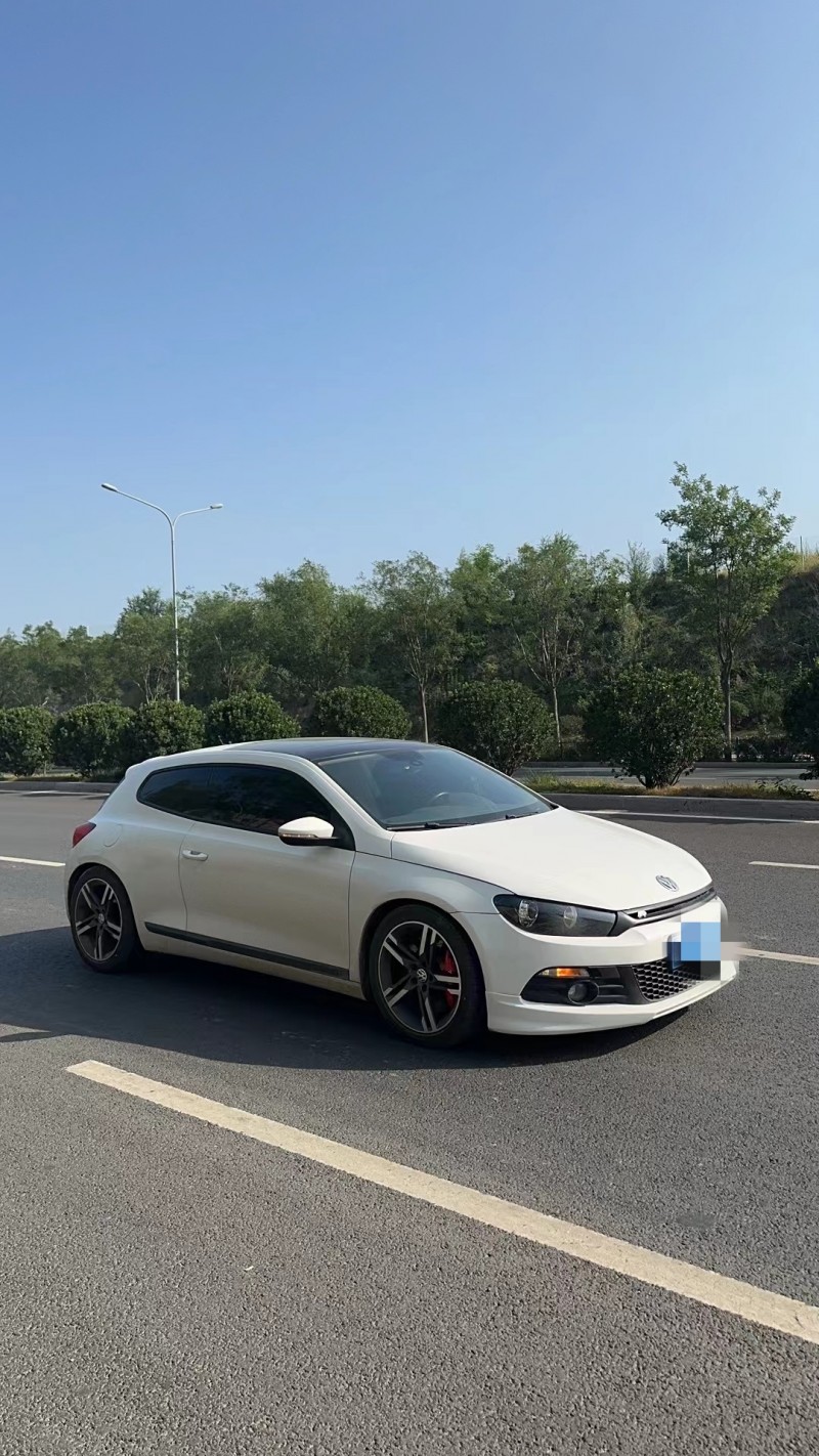 济南14年大众尚酷2