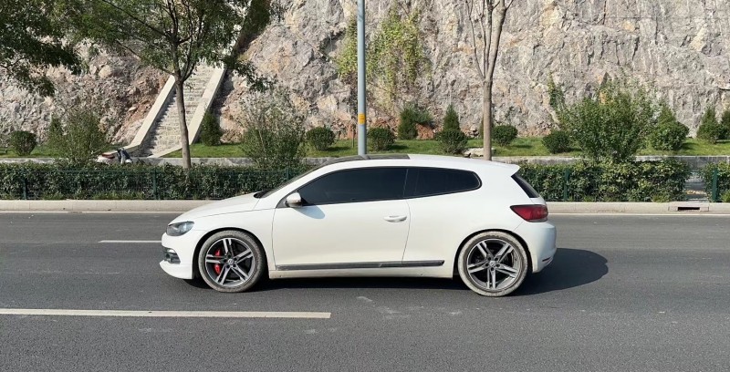 济南14年大众尚酷4