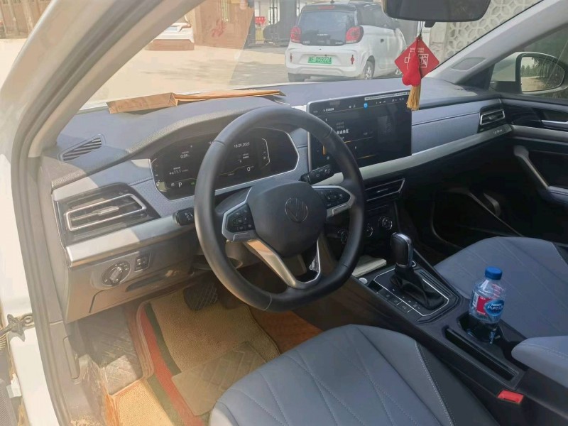 保定22年大众朗逸7