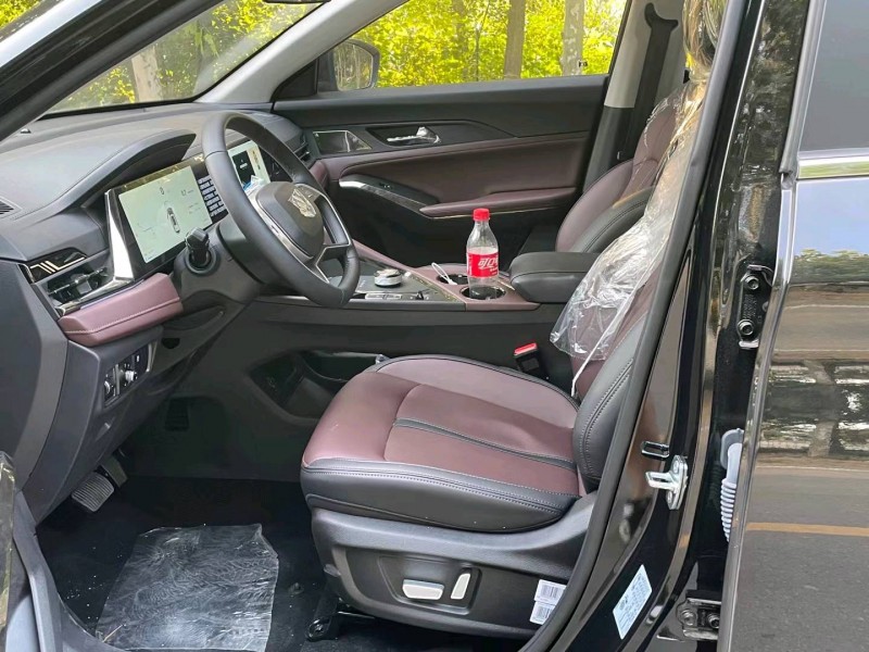 济宁23年大众思皓5