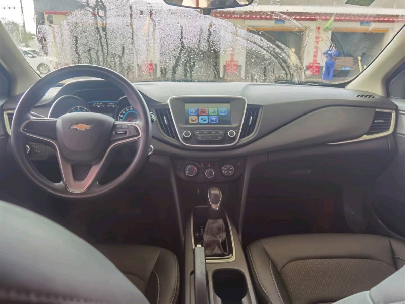 保定19年雪佛兰科沃兹5