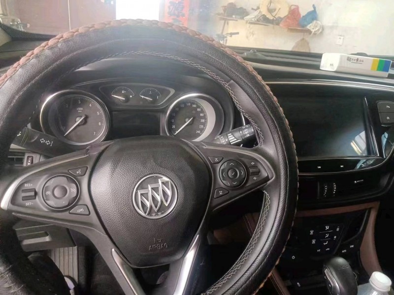 济宁21年别克昂科威4