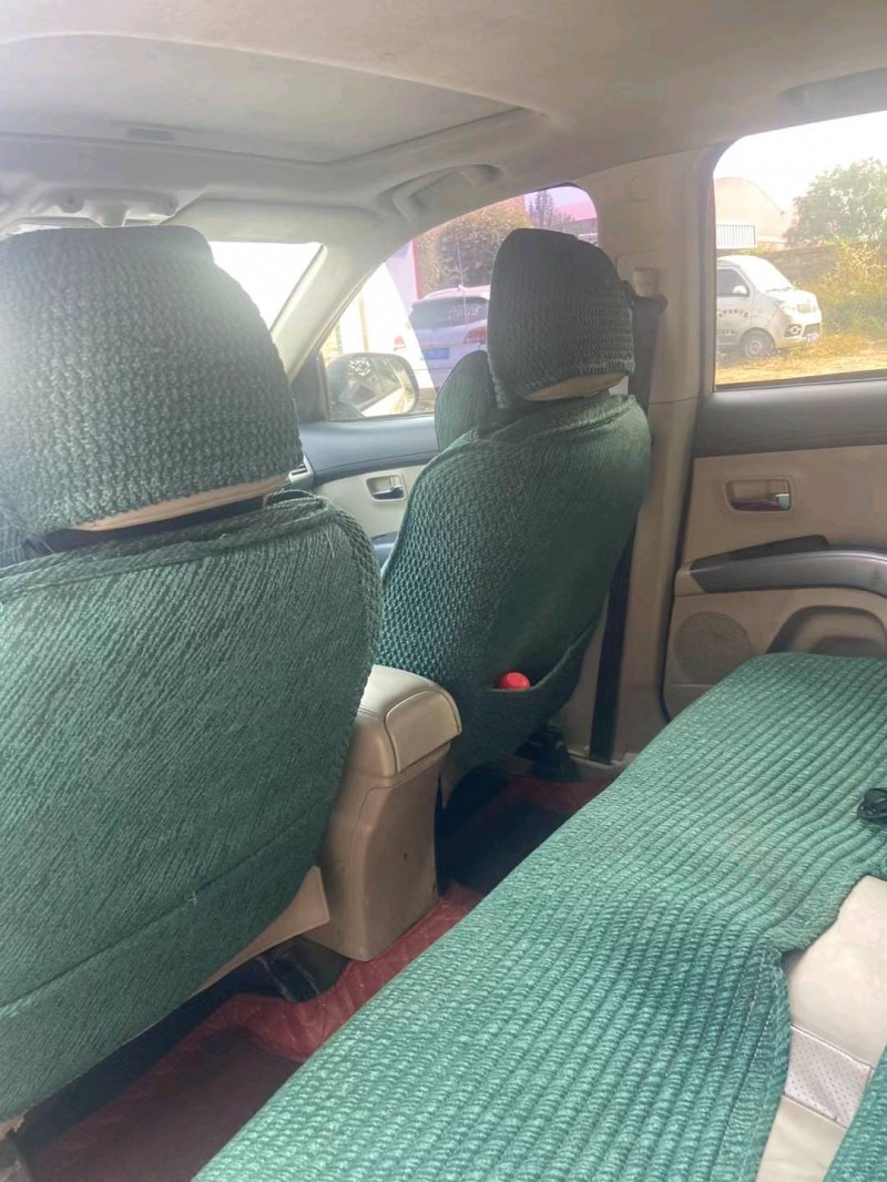 保定11年三菱欧蓝德5