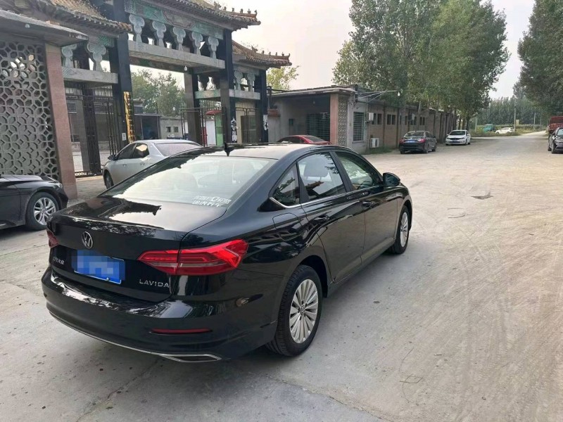 保定20年大众朗逸8