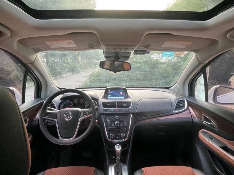 东营13年别克昂科拉3