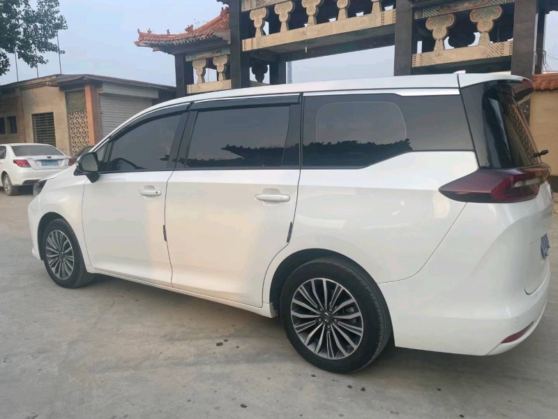 保定19年传祺M64