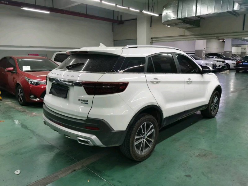 苏州21年福特领界8