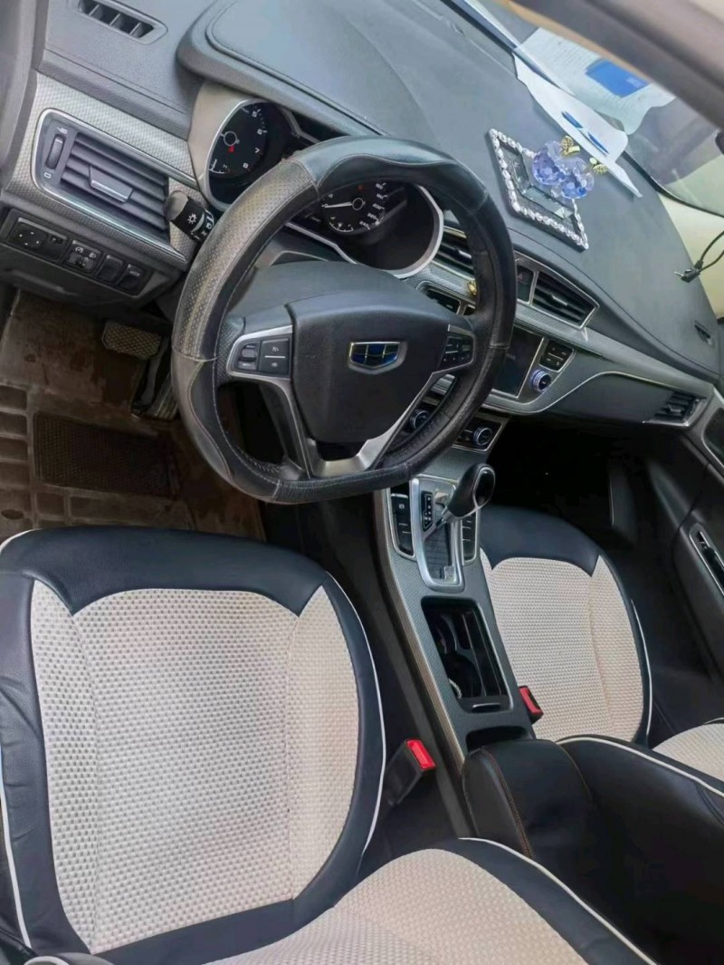 保定16年吉利帝豪GS6