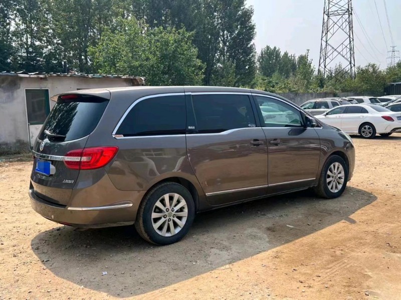 东营14年别克GL86