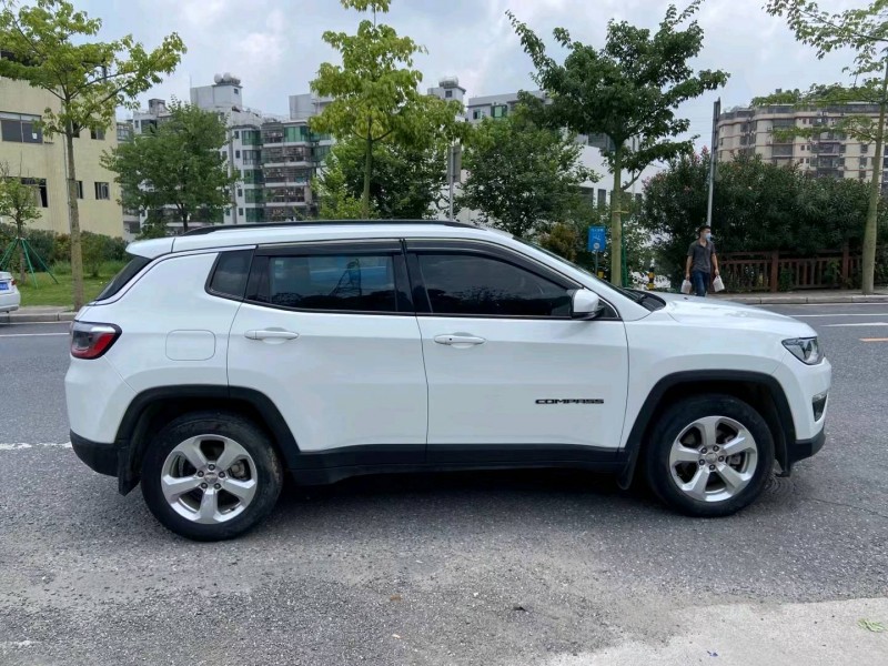 广州17年Jeep指南者4